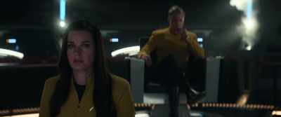 Approaching the nucleus
of the comet. - Star Trek: Strange New Worlds