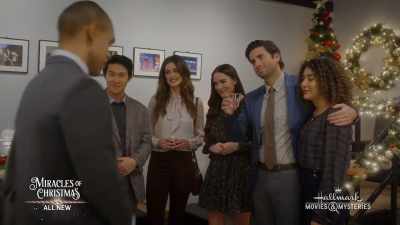 Apresento-vos a todos - Christmas for Keeps