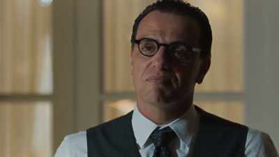 Aracy: Wait.
I haven't paid you yet. - Passport to Freedom