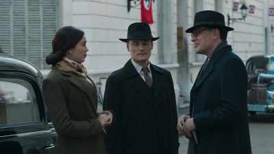 Aracy: Yes.
Women actually do that here. - Passport to Freedom