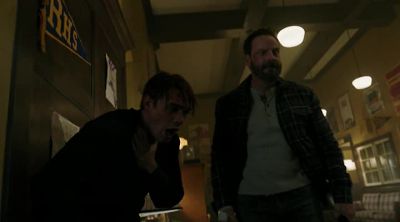 [Archie gasping] - Riverdale