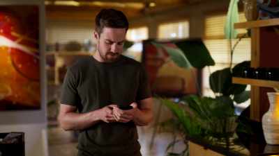 Are you 310 555 8753? - Mixed Baggage