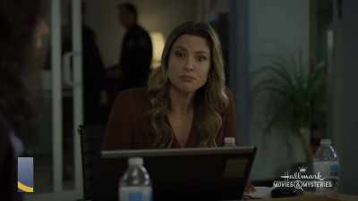 - Are you a psych professor?
- Literature. - Mystery 101: Killer Timing