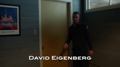 - Are you alive in there?
I'm heading out. - Chicago Fire