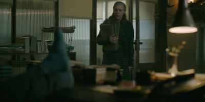 - Are you all in?
- All except River and Sid. - Slow Horses