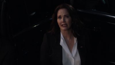 Are you all right? - Supergirl