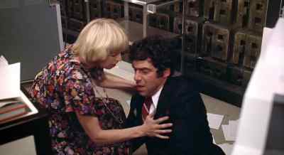 - Are you all right?
- What happened to him? - The Silent Partner