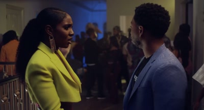 - Are you all right? What's good?
- No, this party's going to shit. - House Party