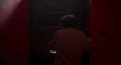 Are you alone in the house? - Men
