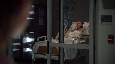 Are you clear on mrs. Novak? - Chicago Med