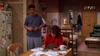 - Are you coming to bed? - Everybody Loves Raymond