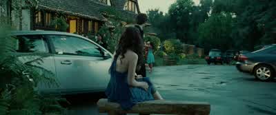 Bella JacobHeyNiceYou tooAre you crashing the prom or something Did you come with a dateNoMy dad paid me to come talk to youCHUCKLES Twenty bucksLet's hear itJust don t get mad okayHe wants you to break up with your boyfriendIt's just he said quoteWe'll - Twilight