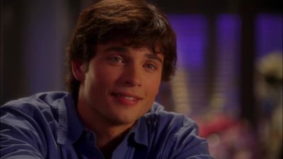 Are you doing what I think you're doing? - Smallville
