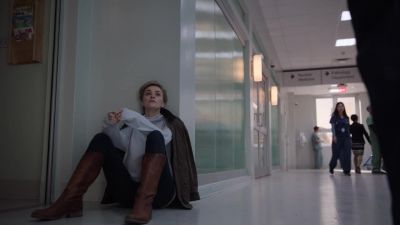 - Are you Dr. Goodwin's wife? - New Amsterdam