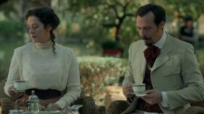 Are you familiar
with bipolar disorder? - Grand Hotel