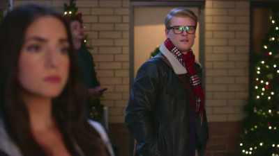 Are you following me? - Dashing Home for Christmas