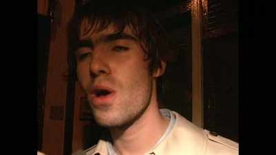 - Are you going to go for her?
- No, she's gonna go for me. - This Is Pop
