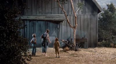 -Are you going in there,
-Sure. - The Waltons