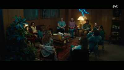 - Are you gonna meet up?
- Oh, I... - Three Women