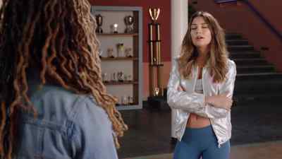 Are you guys going to
tell me what's going on, - Bring It On: Worldwide #Cheersmack