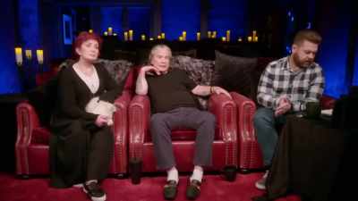Are you guys ready for a good
old-fashioned sky circle UFO? - The Osbournes Want to Believe