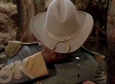 Are you hit, Colonel?
It's my eyes, Jesse, - Kansas Raiders