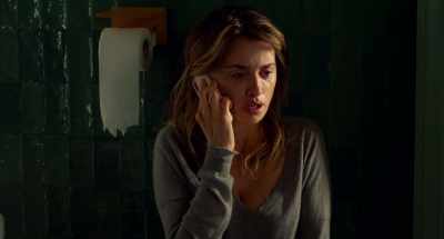 - Are you in Madrid?
- Yes, what's up? - Parallel Mothers
