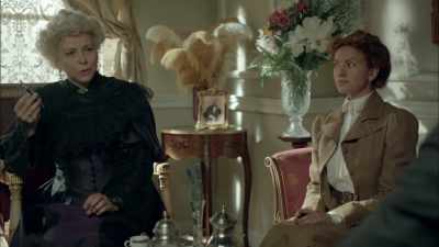 - Are you in trouble, Santiago?
- [CHUCKLES] - Grand Hotel