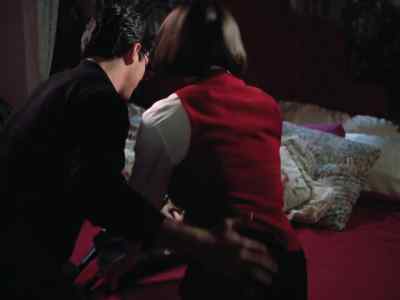Are you insane?
I.. Clark, this isn't
funny! - Lois & Clark: The New Adventures of Superman