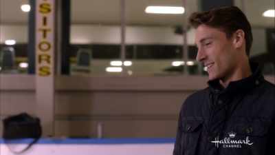 - Are you kidding me?
We're gonna be - Love on Ice