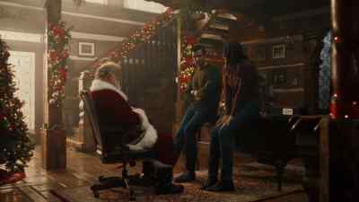 - Are they like memories? - The Santa Class