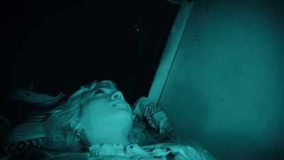 - Are you looking for a way to get out? - Living for the Dead