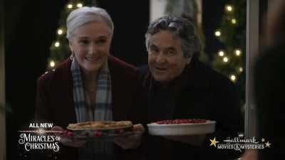 Are Mary and Shelton
still coming? - Cranberry Christmas