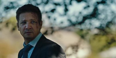 - Are you Mike? - Mayor of Kingstown