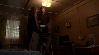 ♪ Are you mine? ♪ - Bates Motel