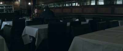 - Are you not eating?
- Never while drinking. - Maigret