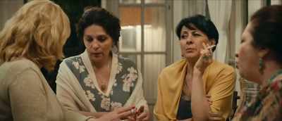 Are you out of your mind?
What are you talking about? - My Happy Family