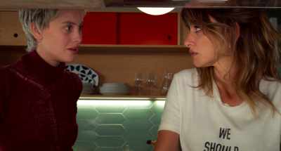 Are you proposing that I work here? - Parallel Mothers