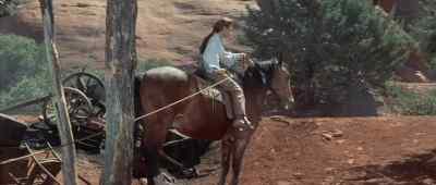 - Are you ready?
- Ah, go ahead. - The Last Wagon