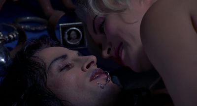 Are you ready
for a menage a trois ? - Bride of Chucky