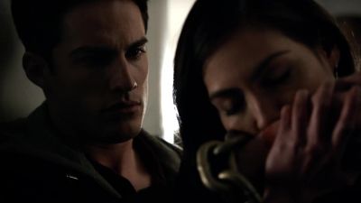 Are you ready, Sloan? - The Vampire Diaries