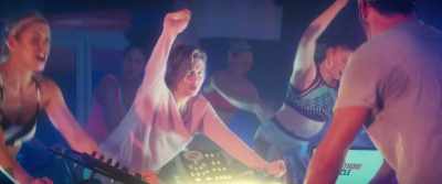 Are you ready for this?
Are you ready for this?
(ALL CHEERING) - Bridget Jones's Baby