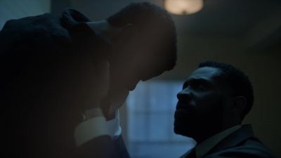 Are you right-handed or left-handed? - Black Lightning