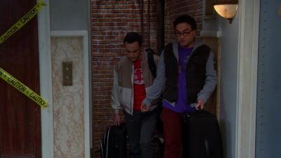 - Are you still mad at me?
- Yes. - The Big Bang Theory