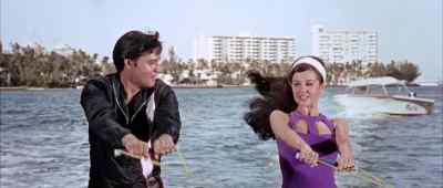 - Are you sure you need lessons?
- Oh, yes, yes. - Clambake