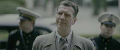 Are you sure of that?
- Yes. - Into the Darkness