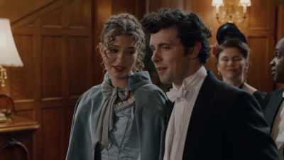 Are you sure - Gilded Newport Mysteries: Murder at the Breakers