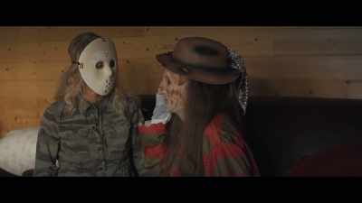Are you sure you want to touch the subject? - Halloween Friends