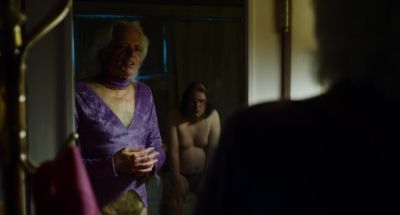 Are there expensive high quality cr me cocktails - The Greasy Strangler
