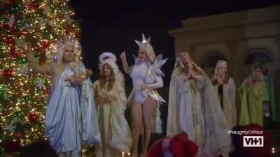 - Are you there, God?
It's me, your baby mama. - The Bitch Who Stole Christmas
